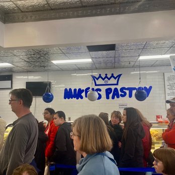 Mike's Pastry - In line - Bakeries Near Me - Boston, Massachusetts Mike's Pastry - In line - Bakeries Near Me - Boston, Massachusetts