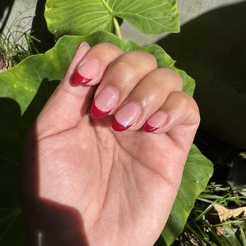 V Hair Styling & Nails - Hair Salons Near Me - Honolulu, Hawaii