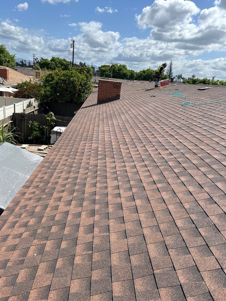 Slide of Roof Service Providers