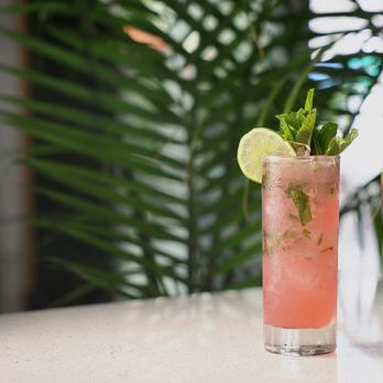 Zunzibar - Hibiscus Mojito - Cocktail Bars Near Me - Savannah, Georgia