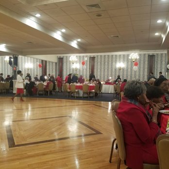 Antun's - Dance floor - Caterers Near Me - Queens Village, New York