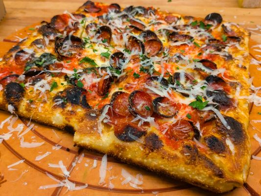 Cheezy's Artisan Pizza by null