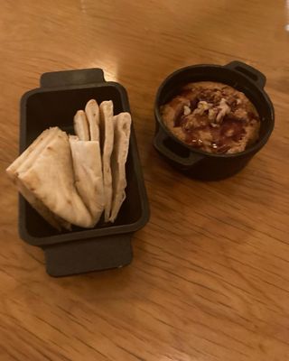 Snack Taverna by null