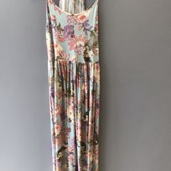 The Loft Tanning and Boutique - One of our favorite boutique maxi  dresses