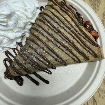 Creperie de Paris - Gluten free Nutella banana strawberry crepes - Creperies Near Me - Redmond, Washington Creperie de Paris - Gluten free Nutella banana strawberry crepes - Creperies Near Me - Redmond, Washington