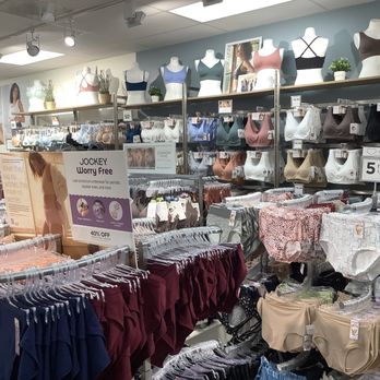 Jockey Outlet - Outlet Stores Near Me - Wrentham, Massachusetts Jockey Outlet - Outlet Stores Near Me - Wrentham, Massachusetts