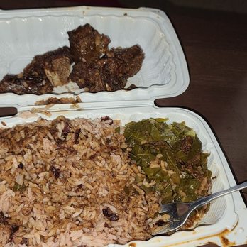 Flava - Oxtails, rice and beans. Sorry for the ugly pic. I was hungry lol - Caribbean Near Me - Bronx, New York
