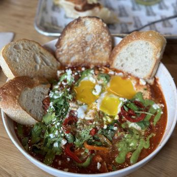 Breakaway Cafe - Cafes Near Me - Culver City, California