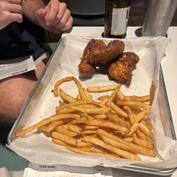 Woody's Food + Bar