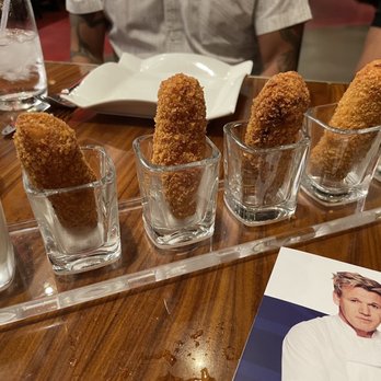 Gordon Ramsay Burger Las Vegas - Burgers Near Me - Las Vegas, Nevada Gordon Ramsay Burger Las Vegas - Burgers Near Me - Las Vegas, Nevada