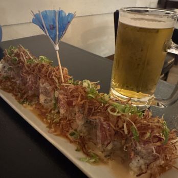 Murakami - Typhoons Roll and a Cold Beer - Japanese Near Me - Los Angeles, California Murakami - Typhoons Roll and a Cold Beer - Japanese Near Me - Los Angeles, California