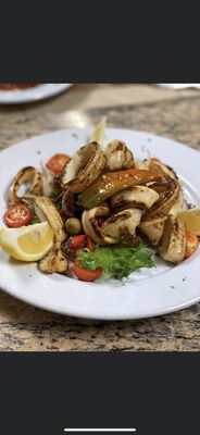 Giuliana’s by null