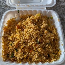 This is what was left after I ate my fill of the chicken biryani! There's at least enough for another full meal!