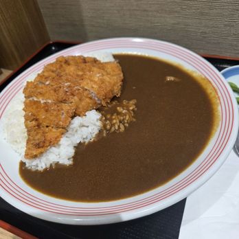 Ringer Hut - Katsu Curry - Salad Near Me - Honolulu, Hawaii