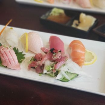 Sushi Mori - Bluefin tuna, yellowtail belly, salmon and tuna - Sushi Bars Near Me - La Jolla, California Sushi Mori - Bluefin tuna, yellowtail belly, salmon and tuna - Sushi Bars Near Me - La Jolla, California