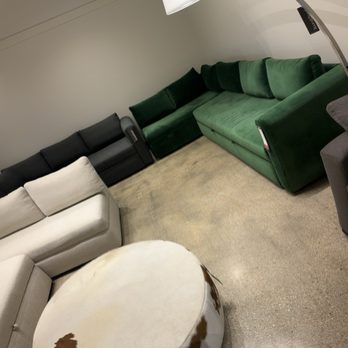Room & Board Store & Outlet - GEMS at the outlet - Furniture Stores Near Me - Oak Brook, Illinois