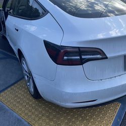 Hertz Rent A Car - Look how dirty car was and look at the trunk that is over the fender