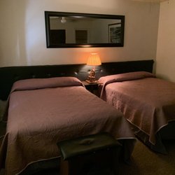 Timber Lodge Motel - Double bed rooms available