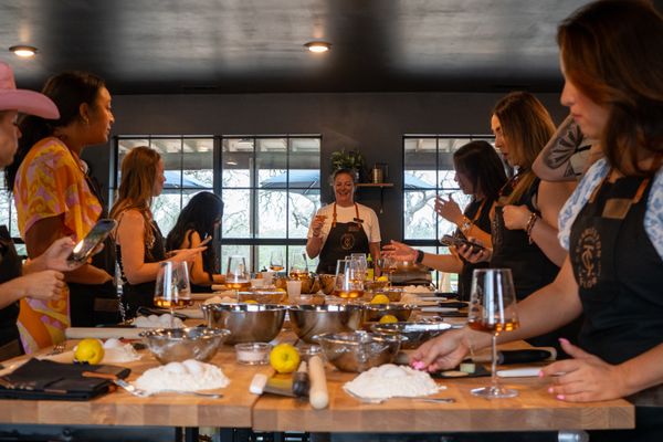 Charleston Taylor by null