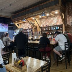 Stellar 181 Taphouse - Bar area