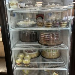 Diamonds Diner - Dessert case !!