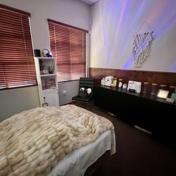 Raise The Bar Med Spa - Medical Spas Near Me - Gilbert, Arizona
