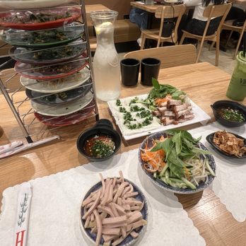 Quan Nhii - Vietnamese Near Me - Westminster, California