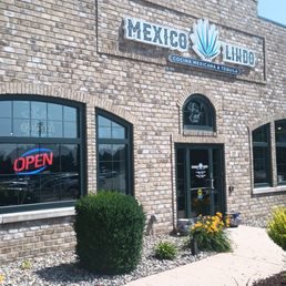 Exterior photo of Mexico Lindo - De Pere, Wisconsin Exterior photo of Mexico Lindo - De Pere, Wisconsin