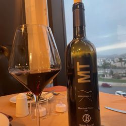 Grill's Do Brasil - Mezcla de vinos de la cada Barón Balche