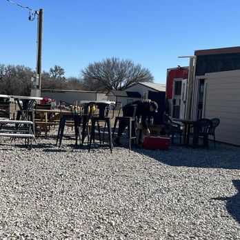 Flavor on 51 - Outdoor eating area.  It was too cold and windy today we went to to attempt eating outside. - Food Trucks Near Me - Weatherford, Texas
