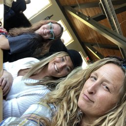 Girls weekend! Girls weekend!