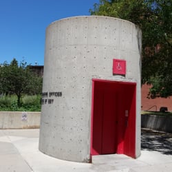 MetroDemic - Is this a tardis?