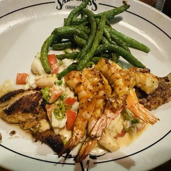 Saltgrass Steak House - Steakhouses Near Me - Houston, Texas
