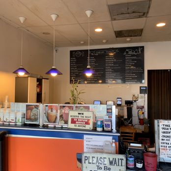 Chillin' Thai Cuisine - The counter facing the entrance - Thai Near Me - El Monte, California Chillin' Thai Cuisine - The counter facing the entrance - Thai Near Me - El Monte, California