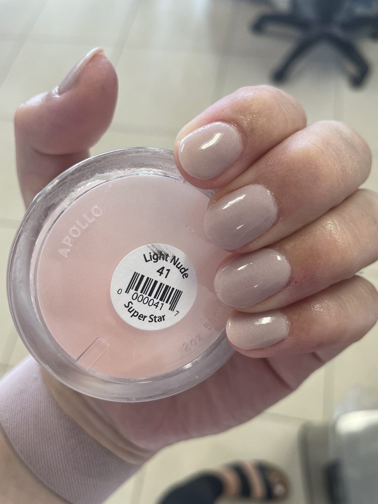 Venus Nails & Beauty Salon Logo