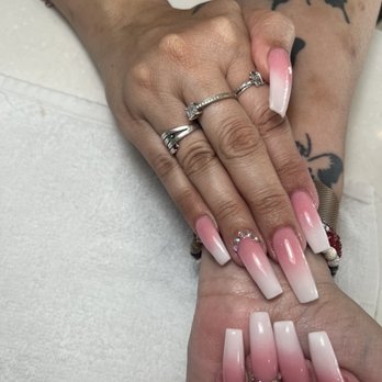 Fashion Nails - Nail Salons Near Me - Pottstown, Pennsylvania