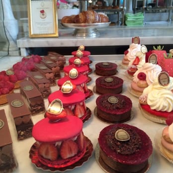 Ladurée - Delicatessen Near Me - London, XGL