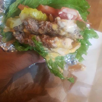 Basic Burger - Basic 8 cheeseburger - Burgers Near Me - Arlington, Virginia
