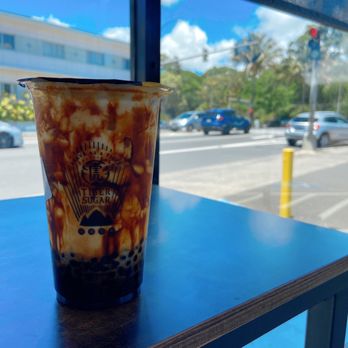 Tiger Sugar - 1. Black sugar boba + pearl milk with cream mousse - Bubble Tea Near Me - Honolulu, Hawaii Tiger Sugar - 1. Black sugar boba + pearl milk with cream mousse - Bubble Tea Near Me - Honolulu, Hawaii