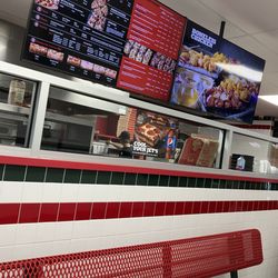 Jet's Pizza