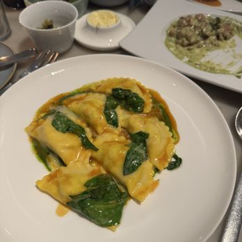 The Modern - Lobster pasta - New American Near Me - New York, New York The Modern - Lobster pasta - New American Near Me - New York, New York