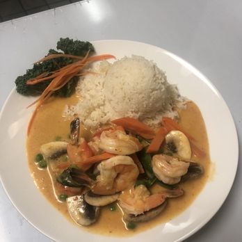 PLA2 Thai Restaurant - Panang curry shrimp lunch - Thai Near Me - Albany, New York PLA2 Thai Restaurant - Panang curry shrimp lunch - Thai Near Me - Albany, New York