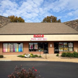 Nora Nails and Spa
