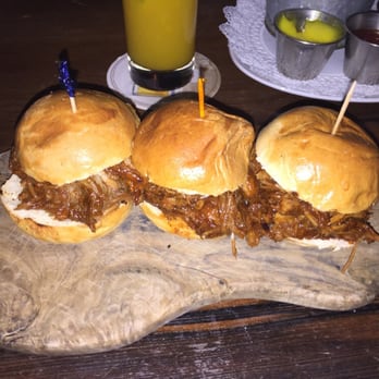 Smithfield Hall - Pulled pork sliders. - Pubs Near Me - New York, New York Smithfield Hall - Pulled pork sliders. - Pubs Near Me - New York, New York