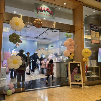 Muah Cotton Candy - Candy Stores Near Me - Chicago, Illinois