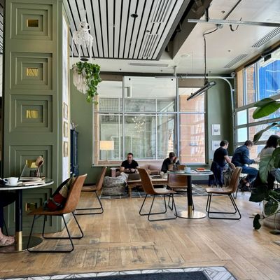 Hello Darling (Commons Park) by null