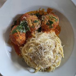 Truffle Spaghetti & Meatballs