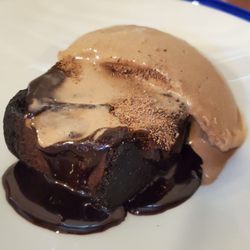 Tapas 3.0 - Chocolater - brownie and chocolate icecream