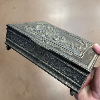 GOODWILL THRIFT STORE & DONATION CENTER - Updated July 2025 - 12 ...