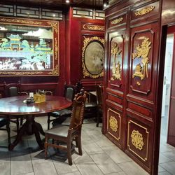 Chinahaus Restaurant